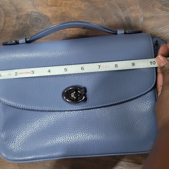 Coach Purse - Picture 7 of 8